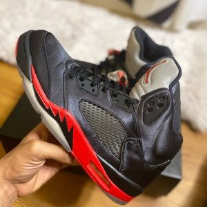 Air Jordan 5 “Satin Bred”